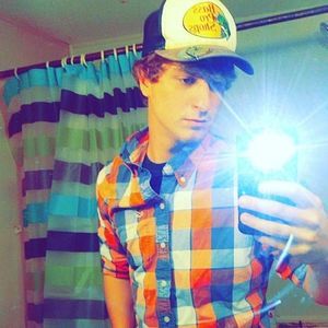 Meet your Posher, Bailey